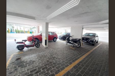 Apartamento para alugar com 100m², 3 quartos e 1 vaga Apartamento para alugar com 100m², 3 quartos e 1 vagaGaragem