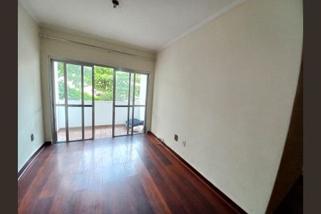 Apartamento para alugar com 100m², 3 quartos e 1 vaga Apartamento para alugar com 100m², 3 quartos e 1 vagaSala