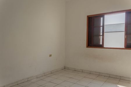 Casa para alugar com 60m², 2 quartos e 1 vaga Casa para alugar com 60m², 2 quartos e 1 vagaQuarto 1