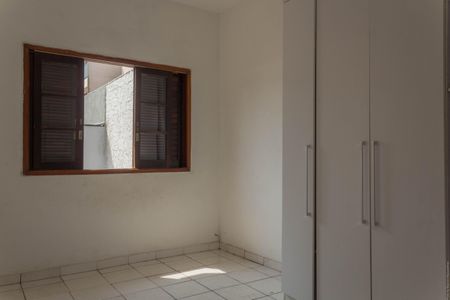 Casa para alugar com 60m², 2 quartos e 1 vaga Casa para alugar com 60m², 2 quartos e 1 vagaQuarto 2