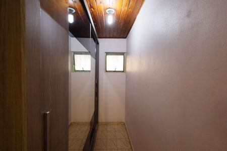 Casa à venda com 320m², 4 quartos e 3 vagasSuíte 