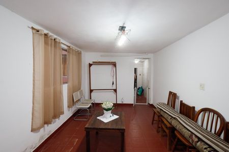 Casa à venda com 320m², 4 quartos e 3 vagasParte de baixo 