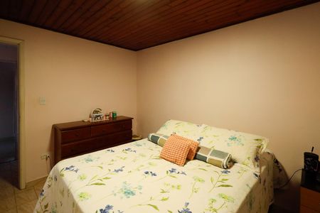 Casa à venda com 320m², 4 quartos e 3 vagasSuíte 