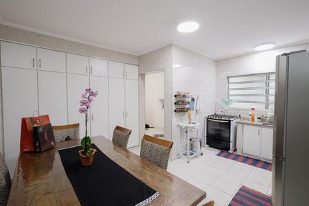 Casa à venda com 320m², 4 quartos e 3 vagasCozinha - Armários