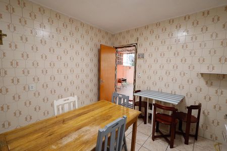 Casa à venda com 320m², 4 quartos e 3 vagasCozinha 2