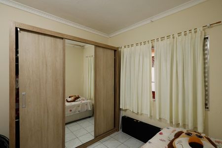 Casa à venda com 320m², 4 quartos e 3 vagasQuarto 2