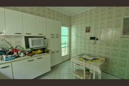 Casa à venda com 3 quartos, 120m² em Vila Inglesa, São Paulo