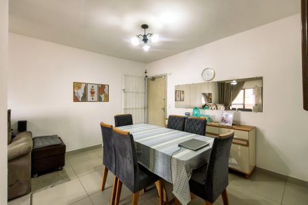Apartamento para alugar com 78m², 2 quartos e 1 vagaSala