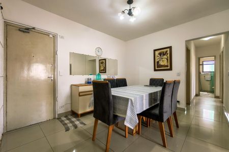 Sala de apartamento para alugar com 2 quartos, 78m² em Vila Tupi, Praia Grande