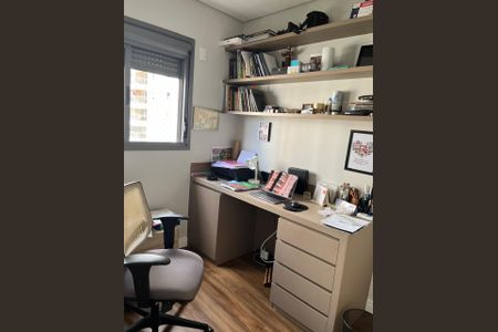 Quarto de apartamento à venda com 3 quartos, 125m² em Jardim Belo Horizonte, Campinas