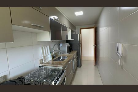 Apartamento à venda com 81m², 3 quartos e 1 vaga Apartamento à venda com 81m², 3 quartos e 1 vagaCozinha