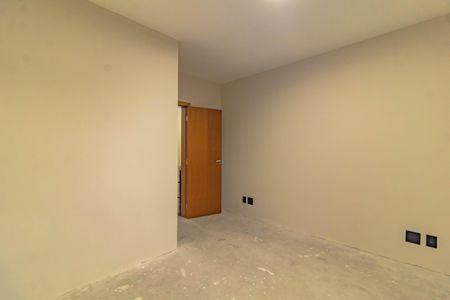 Casa à venda com 78m², 2 quartos e 1 vaga