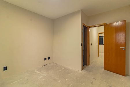 Casa à venda com 78m², 2 quartos e 1 vaga