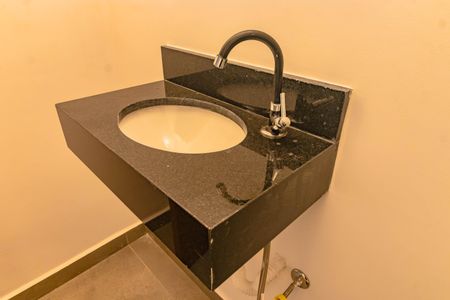 Casa à venda com 2 quartos, 78m² em Vila Babilonia, São Paulo