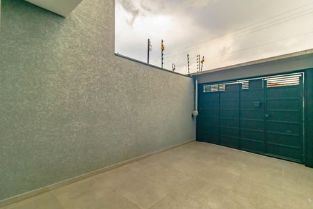 Casa à venda com 78m², 2 quartos e 1 vaga