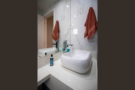 Apartamento à venda com 69m², 2 quartos e 2 vagas Apartamento à venda com 69m², 2 quartos e 2 vagasBanheiro Suíte