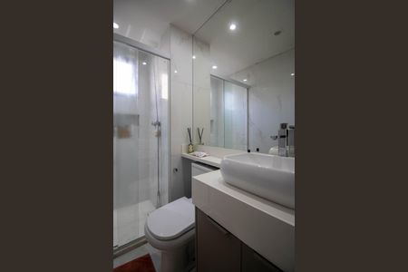 Apartamento à venda com 69m², 2 quartos e 2 vagas Apartamento à venda com 69m², 2 quartos e 2 vagasBanheiro Suíte