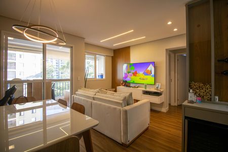 Apartamento à venda com 69m², 2 quartos e 2 vagas Apartamento à venda com 69m², 2 quartos e 2 vagasSala