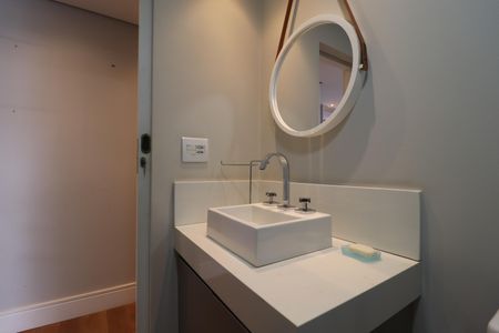Apartamento à venda com 241m², 4 quartos e 3 vagasCobertura - Banheiro