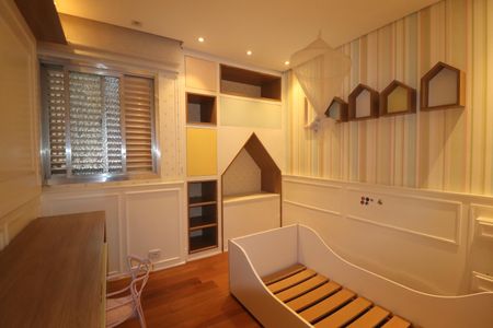Apartamento à venda com 241m², 4 quartos e 3 vagasQuarto 3