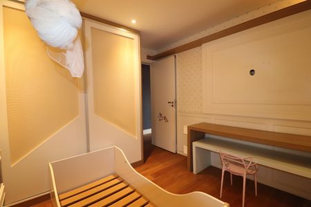 Apartamento à venda com 241m², 4 quartos e 3 vagasQuarto 3