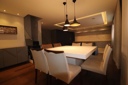 Apartamento à venda com 241m², 4 quartos e 3 vagasSala de Jantar
