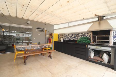 Apartamento à venda com 241m², 4 quartos e 3 vagasEspaço Gourmet
