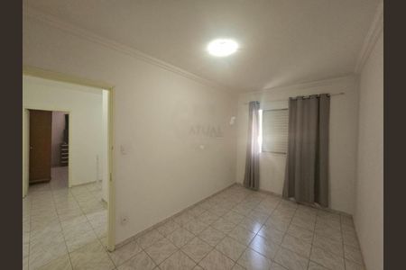 Casa à venda com 3 quartos, 161m² em Jardim Santa Terezinha (Pedreira), Diadema