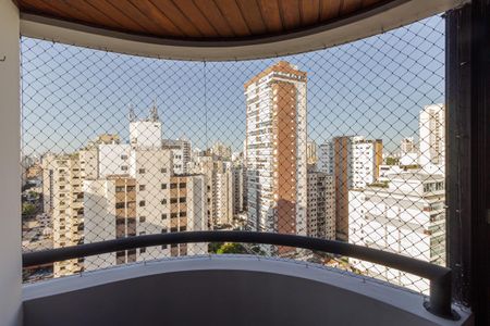 Sacada de apartamento para alugar com 3 quartos, 107m² em Indianópolis, São Paulo