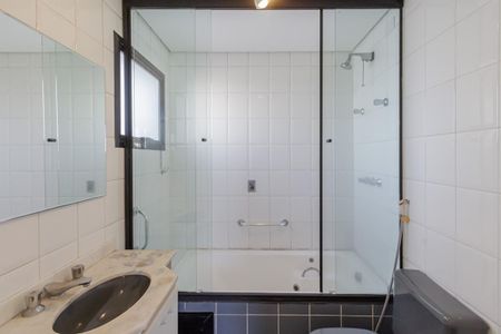 Apartamento para alugar com 107m², 3 quartos e 2 vagasBanheiro da Suíte 1