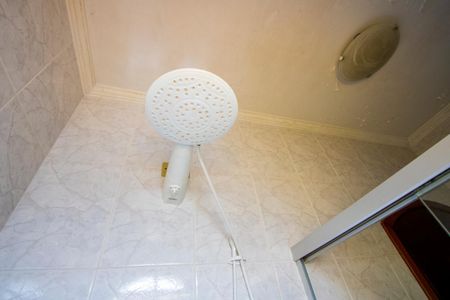 Casa à venda com 135m², 3 quartos e 3 vagas Casa à venda com 135m², 3 quartos e 3 vagasBanheiro do quarto 1