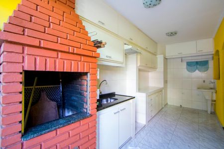 Casa à venda com 135m², 3 quartos e 3 vagas Casa à venda com 135m², 3 quartos e 3 vagasÁrea de serviço/Espaço gourmet