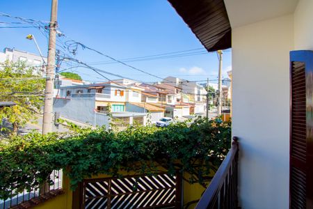 Casa à venda com 135m², 3 quartos e 3 vagas Casa à venda com 135m², 3 quartos e 3 vagasVaranda do quarto 2