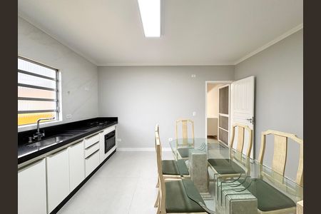 Casa para alugar com 115m², 2 quartos e 1 vaga