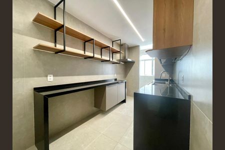 Apartamento à venda com 83m², 2 quartos e 1 vaga