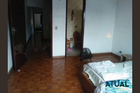 Casa à venda com 3 quartos, 185m² em Vila Imperio, São Paulo