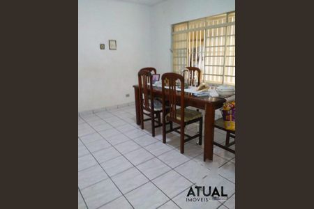 Casa à venda com 3 quartos, 185m² em Vila Imperio, São Paulo