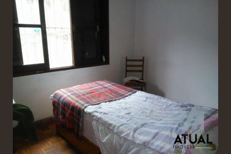 Casa à venda com 3 quartos, 185m² em Vila Imperio, São Paulo