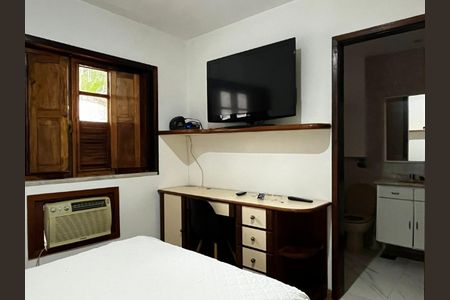 Casa à venda com 3 quartos, 151m² em Casa, Rio de Janeiro