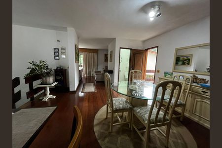 Casa à venda com 3 quartos, 151m² em Casa, Rio de Janeiro