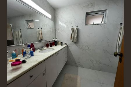 Casa à venda com 3 quartos, 151m² em Casa, Rio de Janeiro