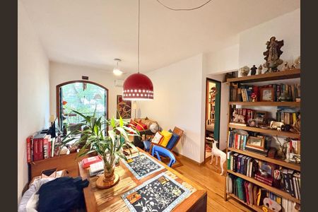 Apartamento à venda com 79m², 2 quartos e 1 vaga