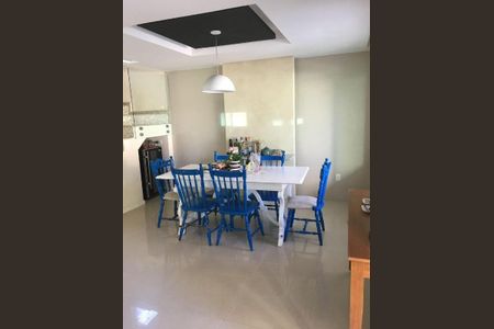 Casa à venda com 3 quartos, 230m² em Vargem Grande, Rio de Janeiro