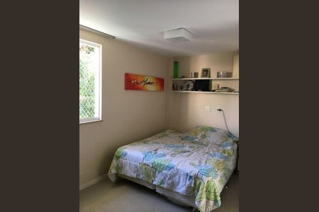 Casa à venda com 3 quartos, 230m² em Vargem Grande, Rio de Janeiro