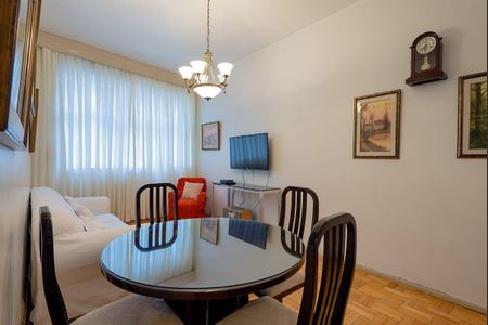 Apartamento à venda com 2 quartos, 69m² em Copacabana, Rio de Janeiro