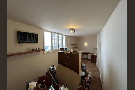 Casa à venda com 333m², 4 quartos e 1 vaga