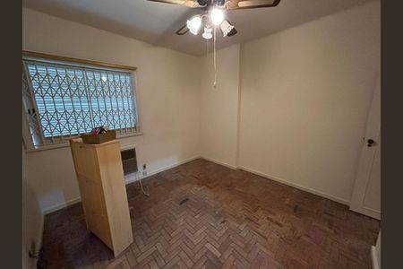 Casa à venda com 333m², 4 quartos e 1 vaga