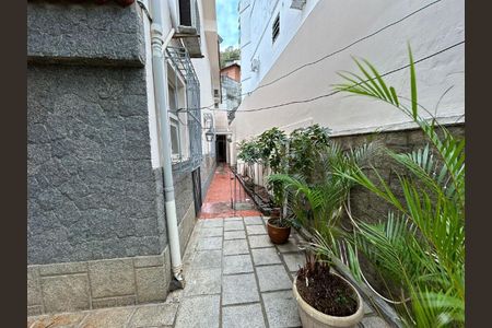 Casa à venda com 333m², 4 quartos e 1 vaga