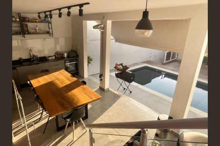 Casa à venda com 185m², 2 quartos e 2 vagasÁrea gourmet