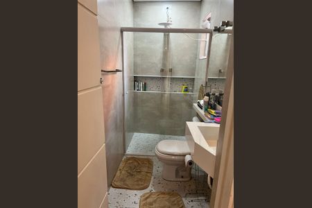 Banheiro de casa à venda com 2 quartos, 185m² em Vila Ponte Rasa, São Paulo